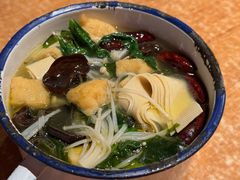 -喝丢一只鞋海鲜烧烤·海肠捞饭(北京街店)