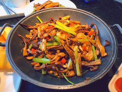 干锅菌皇-荣品荟·融合餐厅(月湖广场店)