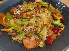 -风光老灶麻辣香锅(大成路翠微百货店)