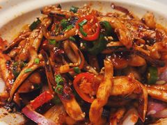 众星捧月烤鱿鱼-船歌·鱼水饺青岛菜(国贸商城店)