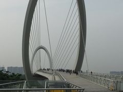 -南京眼步行桥