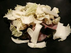 -王老六铁锅炖鱼(长春路店)