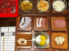 -银米·云南传统过桥米线(双廊黑金冠店)