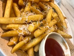 黑松露芝士薯条-G+KITCHEN(龙湖狮山天街店)