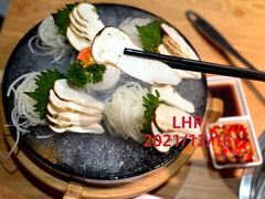 松茸刺身拼盘-一朵菌·野生菌探索家火锅(南亚店)