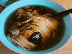 素三鲜面-人间酒暖·Go blanc·烧鸟·深夜食堂(陆家嘴店)