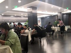 -天津波士信达奔驰4S店(卫津南路店)