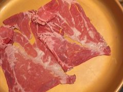 -牛YO寿喜烧·铁板烧和牛火锅自助(市府恒隆店)