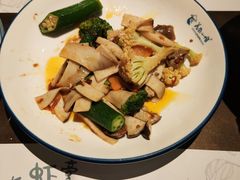 -美奈小馆·越南料理(中航城君尚购物中心店)