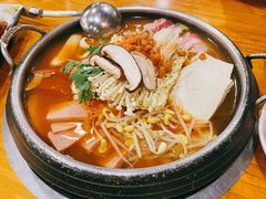 部队火锅-咕咕站韩国料理(紫金港店)