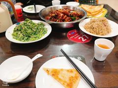 -洪沟崖张记炒鸡店(聚才路店)