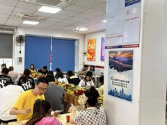 大堂-凤张螺蛳粉·爽口粉(跃进路总店)