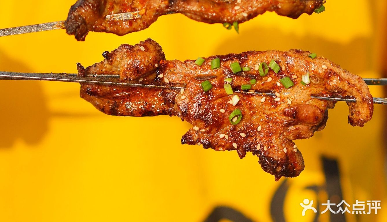 🔸微风拂面🍃赏着日落🧚‍♂️吃着烤串🍢如此安逸～