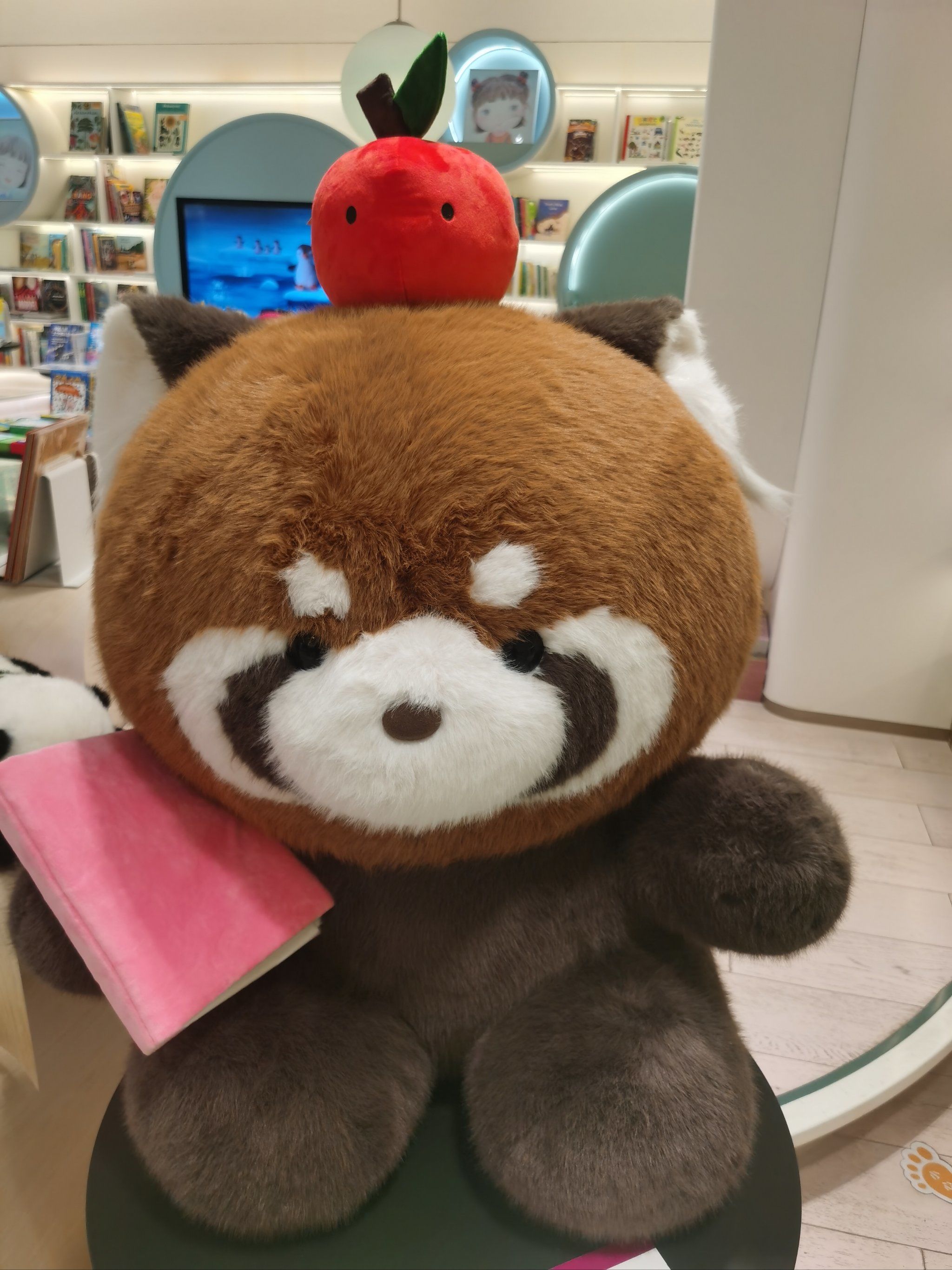 两个超级无敌可爱的玩具,skp店庆活动,有哪位老板喜欢找我,可享受8折