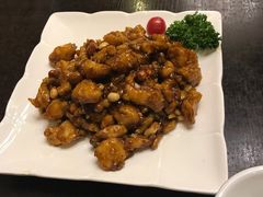 -金牌餐厅·天津菜·八珍豆腐·老爆三(瓷房子店)