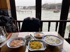 靠窗位-洞天食府(北大街店)