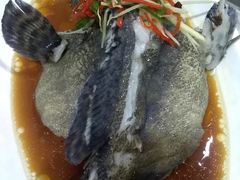 -四川小胡子海鲜(丁村万人海鲜广场店)