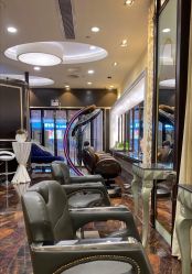 点击看大图 -八佰伴8008星级形象店