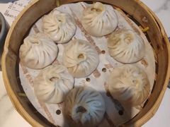 蟹粉小笼-馋三尺蟹粉小笼(人民广场店)