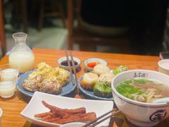 -鑫震源·苏式大虾生煎(山塘街店)