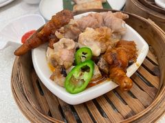 鸳鸯排骨拼凤爪-龙的酒楼·手工早茶·顺德菜(近良路店)