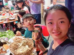 -蚝堡海鲜·威海菜·海肠捞饭·烧烤·亚洲吃蚝公司(幸福门店)