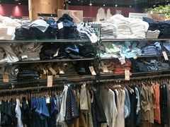 -优衣库(南宁万象城店)