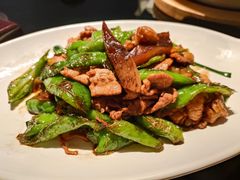 苹果猪肉皱皮椒炒海参-炳胜品味(海印总店)