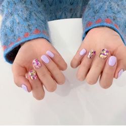 -悦指间美甲美睫