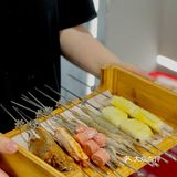 布朗尼探店｜当肉串在你面前慢慢烤熟