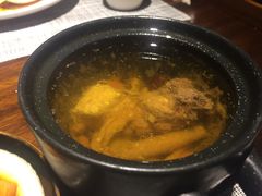 -乐领拈花溪·林涧食韵