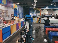 -乔波室内滑雪场