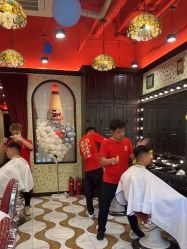 -东方先生国潮男士理发馆
