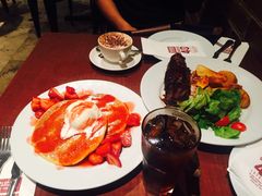 -Pancakes on the rocks(Darling Harbour)