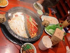 -袁老四重庆老火锅(桐梓坡店)