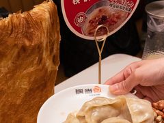 -锅当当铁锅炖烀饼王(长泰广场店)