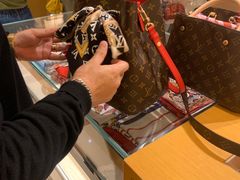 -LV路易威登(德基广场店)