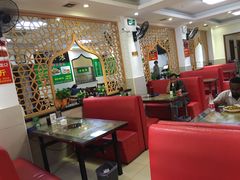 大堂-清真·玛丽亚新疆菜主题餐厅(浙江中路店)