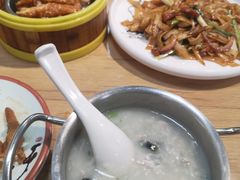 皮蛋瘦肉粥-杨妈妈粥店(华山路店)