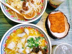 金汤去骨酸菜鱼米粉-鑫花溪牛肉米粉(苏州中心店)