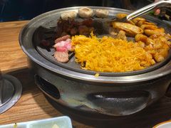 -明洞阿姨·韩式酱蟹烤肉·创意料理(三元桥店)