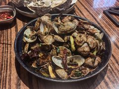 -蚝堡海鲜·威海菜·海肠捞饭·烧烤·亚洲吃蚝公司(幸福门店)