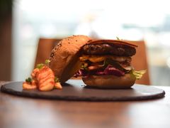 -HIGH FIVE哈福手工汉堡(桂林路店)