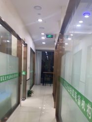 -苗医生专业祛痘·皮肤管理
