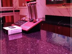 -皇马纯KTV·量贩·聚会(民治店)