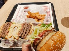 -The Habit Burger Grill 哈比特汉堡(复兴soho店)