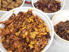 -鑫记婆婆兔·成都特产·兔头手撕兔(太古里店)