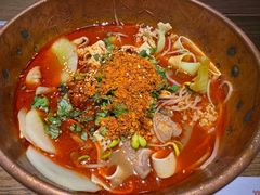 -成都你六姐·牛肉冒菜(上海环宇荟店)