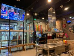-马路牙子烧烤音乐酒馆(望京店)
