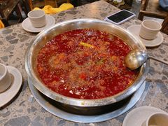 -肖肖酸萝卜鱼火锅(总店)